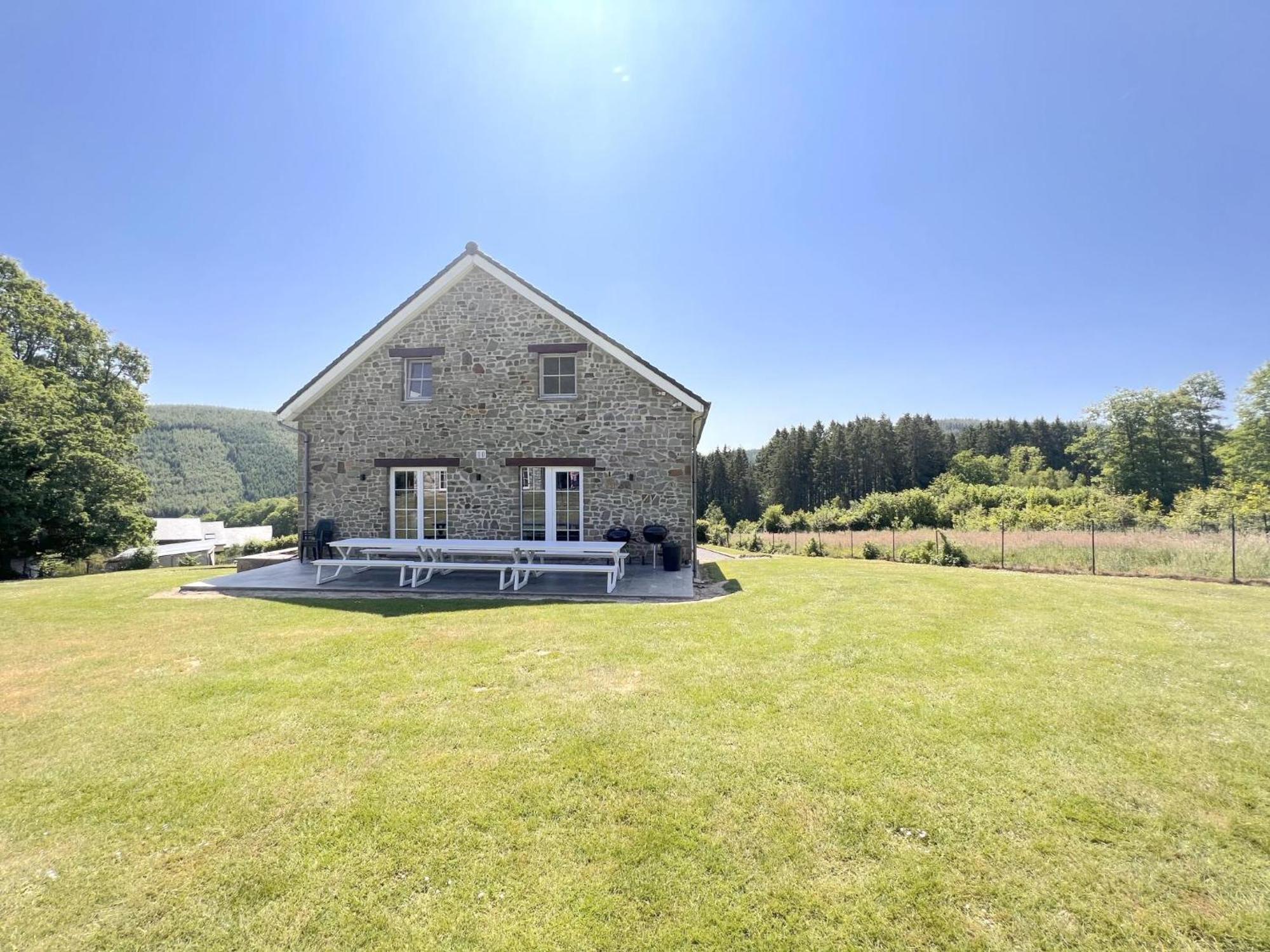Villa Sur Les Thiers Lierneux Exterior foto